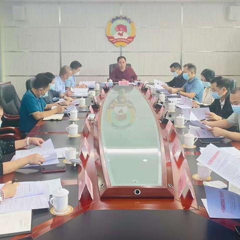 十月田镇组织召开乡村振兴大队工作例会