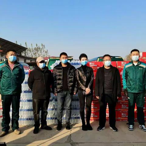 抗击疫情心连心 爱心捐助传真情