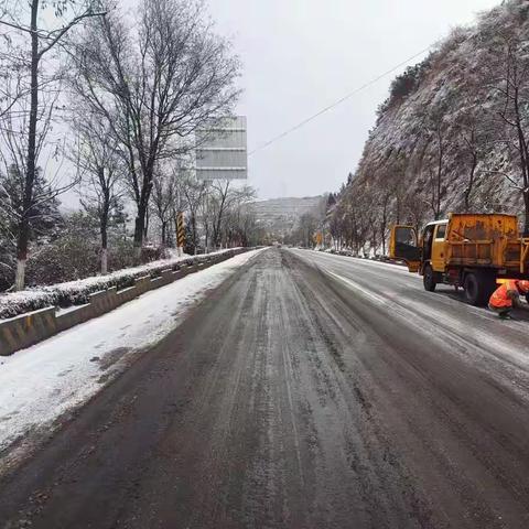 韩城公路管理局除雪保畅工作开展情况（1月14日）