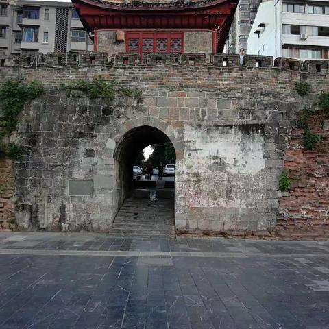 我在北岸望南岸