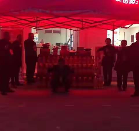 新甸社寒冬送温暖，好礼送不停