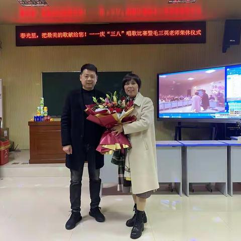 春光里，把最美的歌献给您！