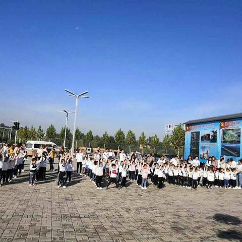 爱尚幼儿园2018年秋季运动会