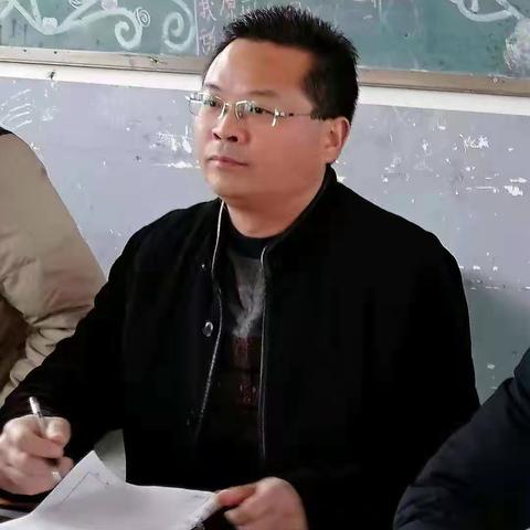 指导促前行 润物细无声——县教研室领导到我校进行听课调研