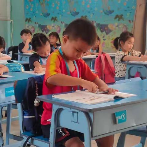 捷胜学校102班第三四周学习生活剪影