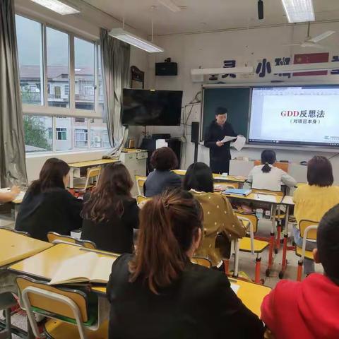 反思有方法，成长有实效——记缙云县唐市小学五月份校本研修活动