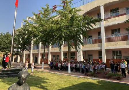 五星红旗飘起来｜石井中心校迎国庆系列活动