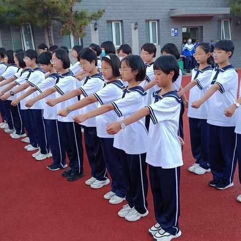 刻苦训练树新风，艰苦磨练强意志——大同六中永宁校区629班第六日训练展示