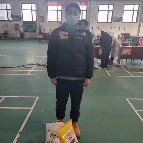 冬日生暖意—兴南社区暖心小分队联合红十字会开展冬日暖心慰问活动