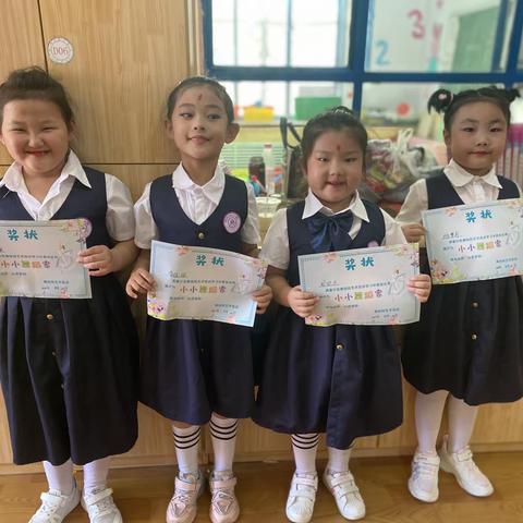 舞娃娃艺术培训•联合钢花幼儿园新学期招生喽！