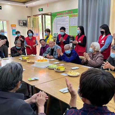 民盟同心·敬老驿站              ——“5.20”敬老日“情暖夕阳”系列活动