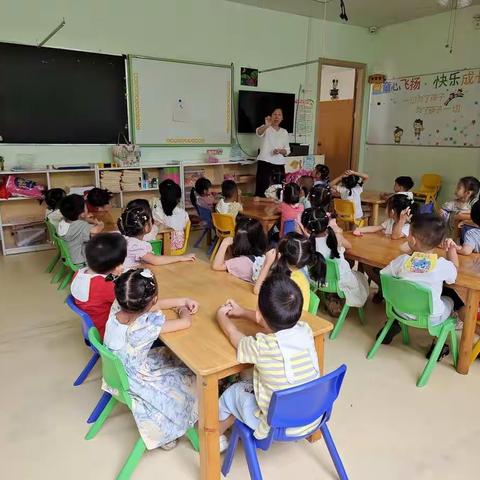 让我们一起来看看中二班的宝贝们，这一周学习生活的精彩瞬间吧🥰