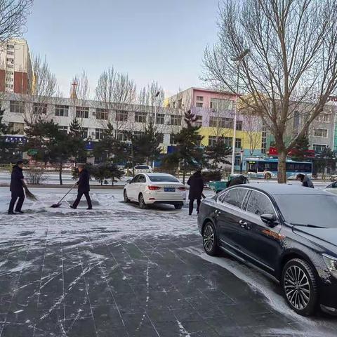 风雪来袭  温暖守护
