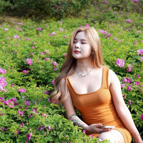 爱花的姑娘
