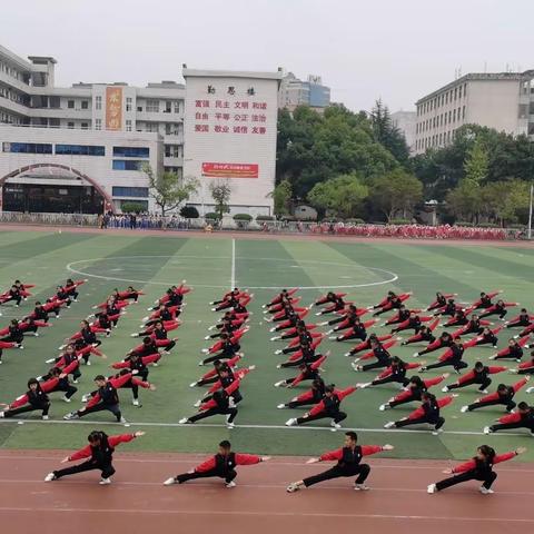 “阳光体育，燃情少年 ”——永兴县龙山小学2022年下期中小学阳光体育展演活动