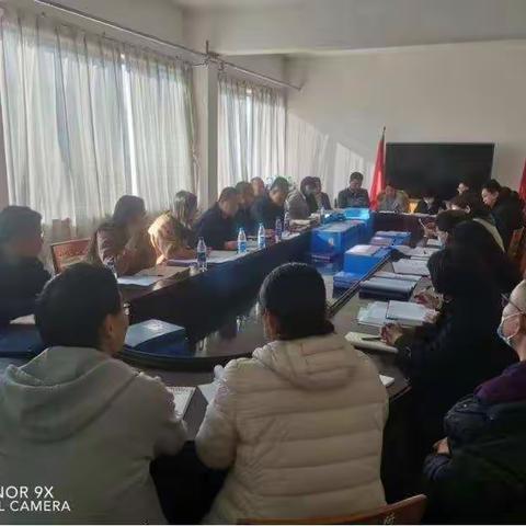 策马扬鞭再奋蹄  乘势而上正当时                ——莱阳一中优生培养座谈会