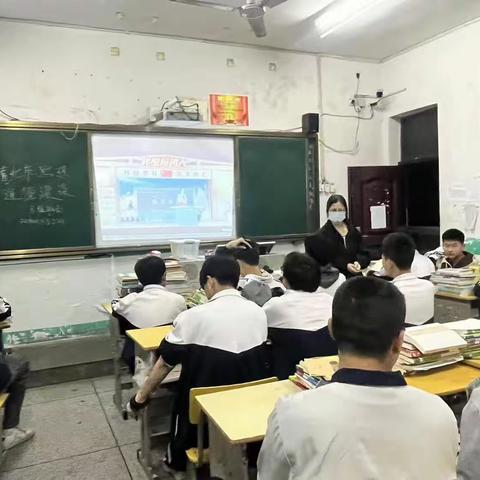 青少年思想道德建设 22机电大专二班舒雍翔