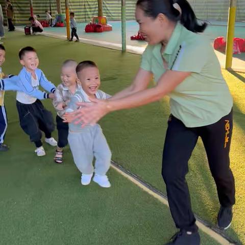 龙门镇中心幼儿园💐中三班精彩一周