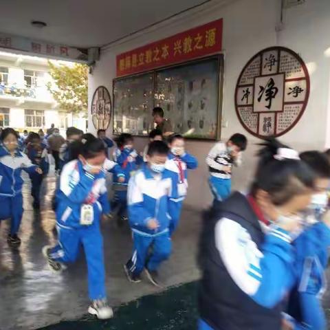 消防在心中，安全浸童心——姚村镇中心小学“119”消防安全宣传日主题系列活动