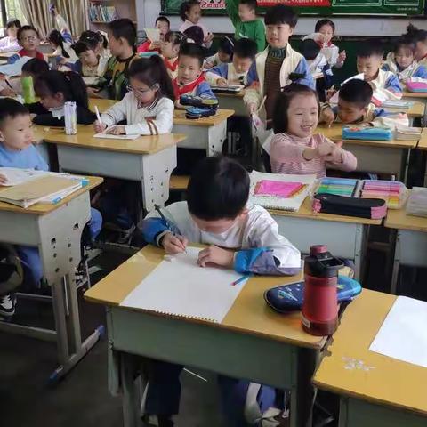 三八亭小学229课后美术课堂