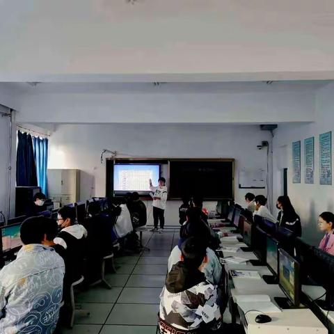 高效课堂促双减，青年教师展风采——海拉尔区第九中学青年教师展示课
