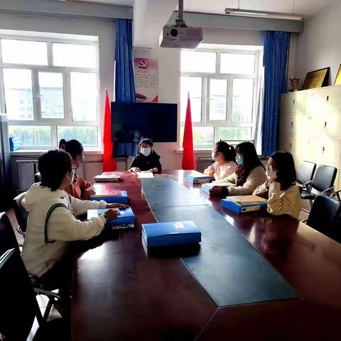 青蓝结对传薪火，携手共进促发展
