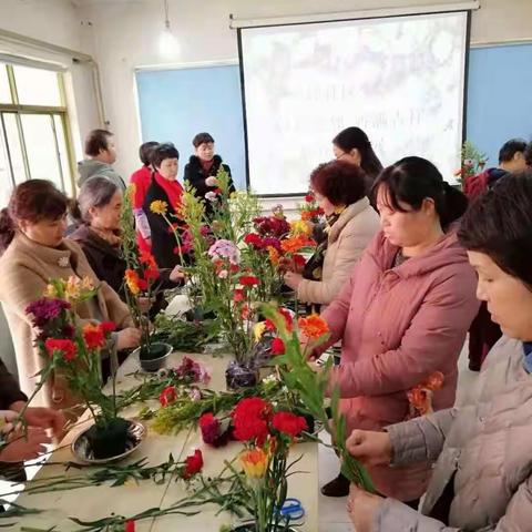 【西安年 最中国】小寨路街道吉祥社区举办迎三八“以花会邻 香满吉祥”插花艺术展活动记录