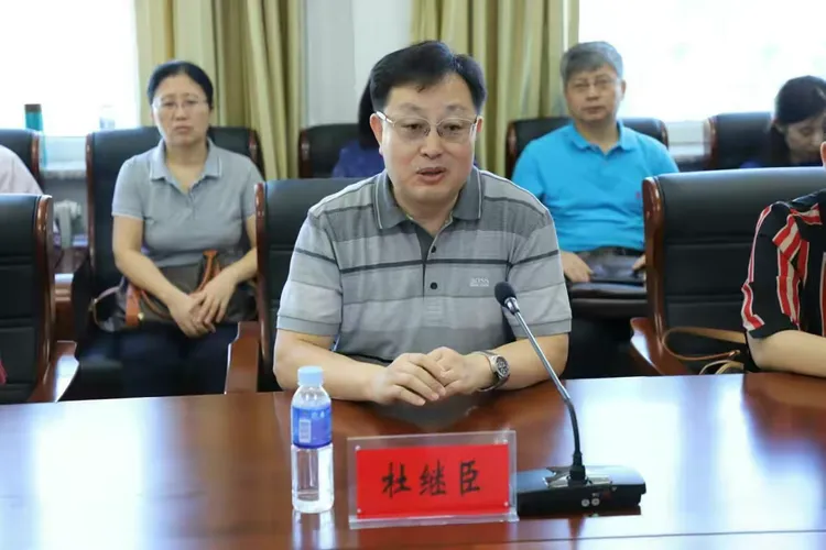 航天总医院"医院黄牛挂号先交钱吗",的简单介绍