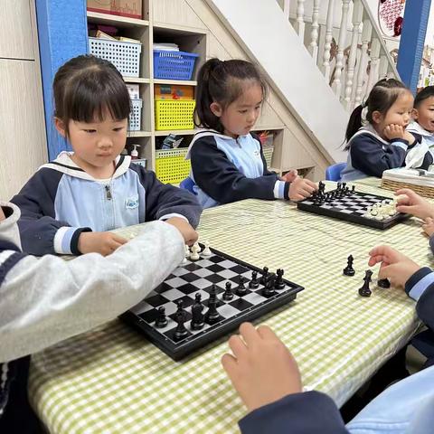 国际象棋中（三）班