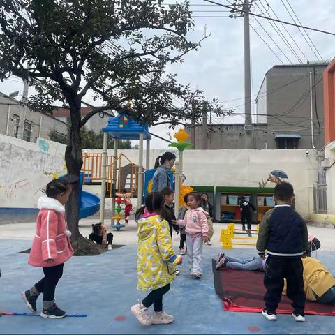 爱上幼儿园🥰——解放区第一幼儿园上白作园区