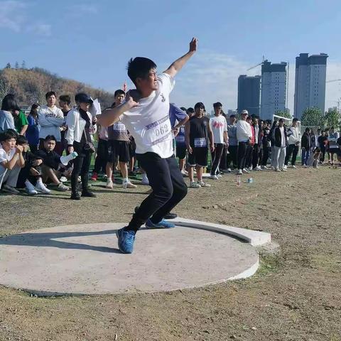 青春赛道，奋力奔跑！电子与自动化学院校运会精彩瞬间