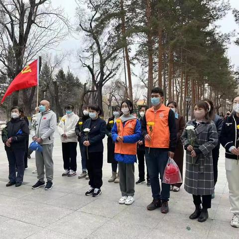 【康安街道】海富康城社区开展清明节“缅怀先烈”志愿祭扫活动