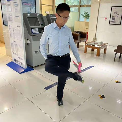 远洋支行“运动四月，绽放青春”体育活动成功举办