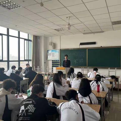 城轨供电2201  平安校园，安全常识  主题班会
