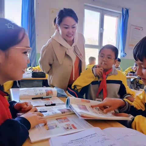 送教下乡暖人心 教研指导促成长——三道河乡2023年秋季迎送教下乡活动