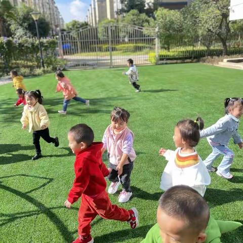 隆阳区幼儿园（兰馨园）小四班第八周精彩回顾