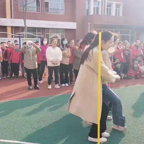 巾帼展风采，运动添活力—明德小学“庆三八”教师趣味运动会活动