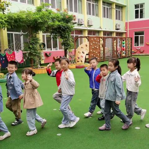 走进小学 筑梦成长——圣城小学幼儿园大十班