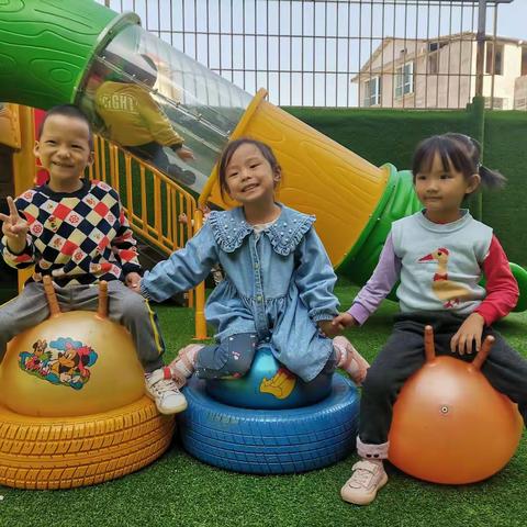 成长之路👣，携手同进👫