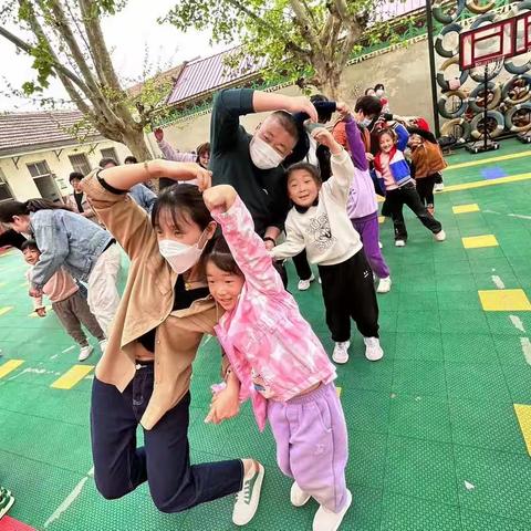 “伴”日相约   “幼”见成长——实验幼儿园总园中班半日开放活动