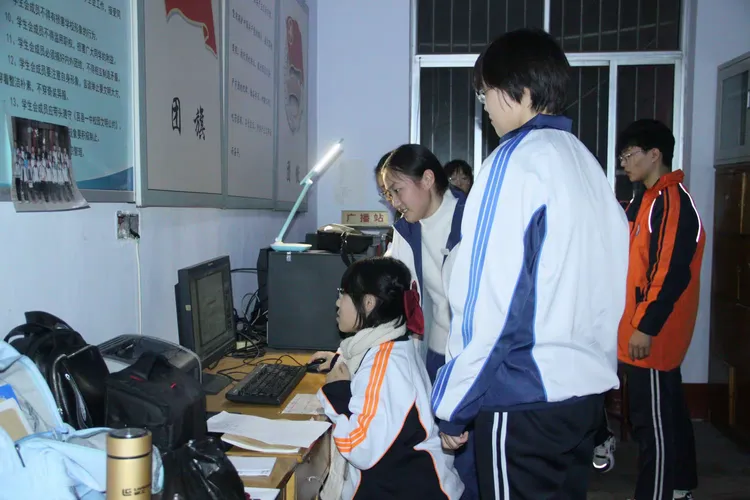 与嘤鸣携手而往,我们永远年轻,永远在路上