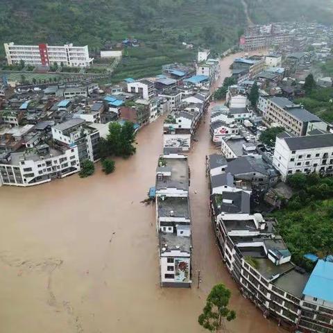 点滴奉献，感动你我                                                     ——县住建局组织防汛抗灾救灾小记