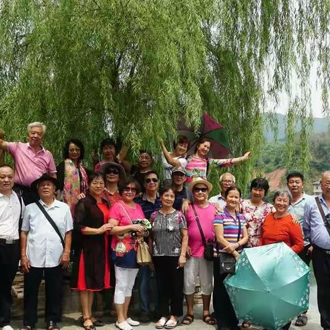 龙胜县文工团老团员聚会（图片专辑）
