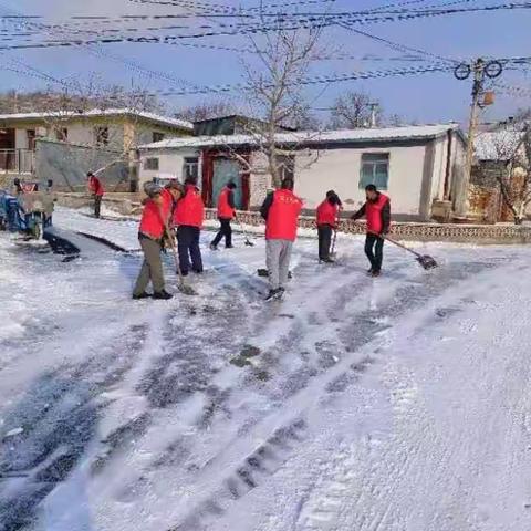 瑞雪兆丰年，清雪暖人心