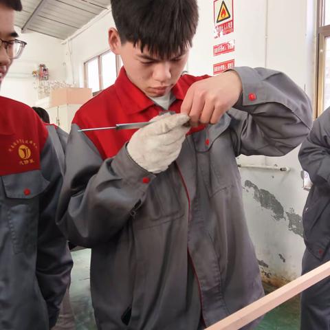 汽车钣金一体化实训