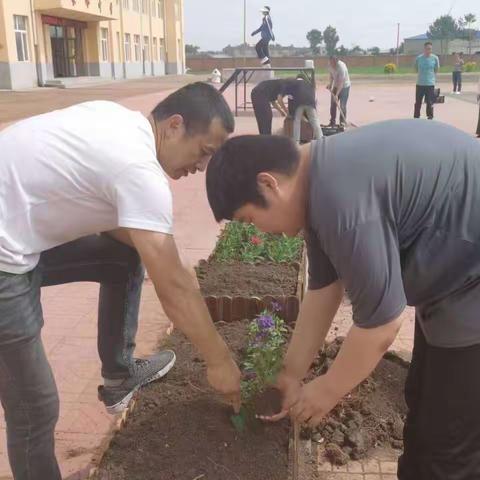 呼兰区长岭中学开展“劳动技能大比拼，争当生活小达人”生活技能比赛总结