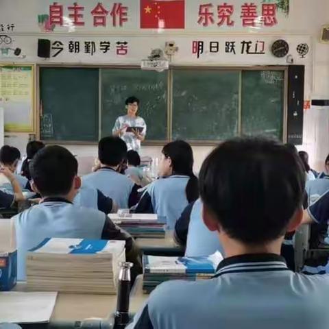 潜心研讨，教学相长——记骨干教师莅临指导