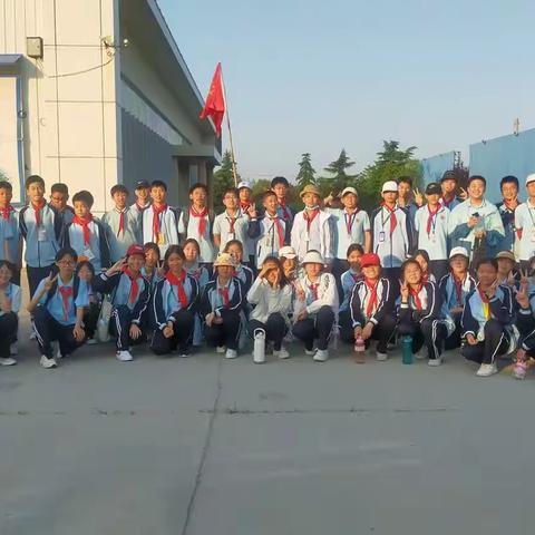 快乐与辛苦并存――334班劳动基地实践活动