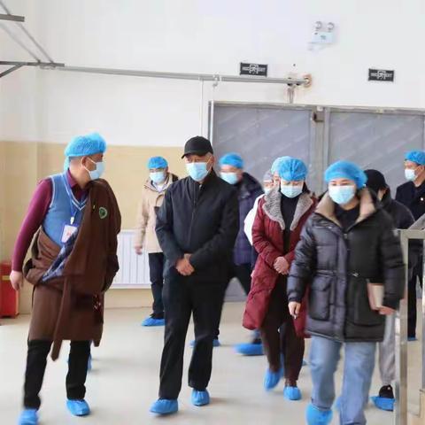 若尔盖县县委书记刘飞一行来我校调研