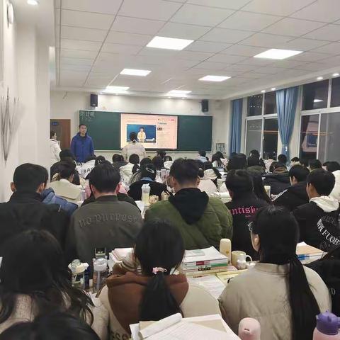 反对校园欺凌，远离校园暴力-周口文理职业学院主题班会
